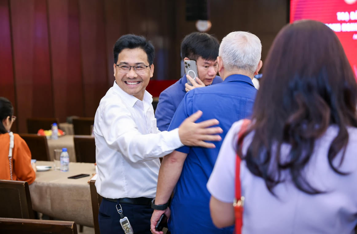 Diễn đàn “Doanh nhân Vũ – Võ với chuyển đổi số và kinh tế xanh” thu hút sự quan tâm lớn