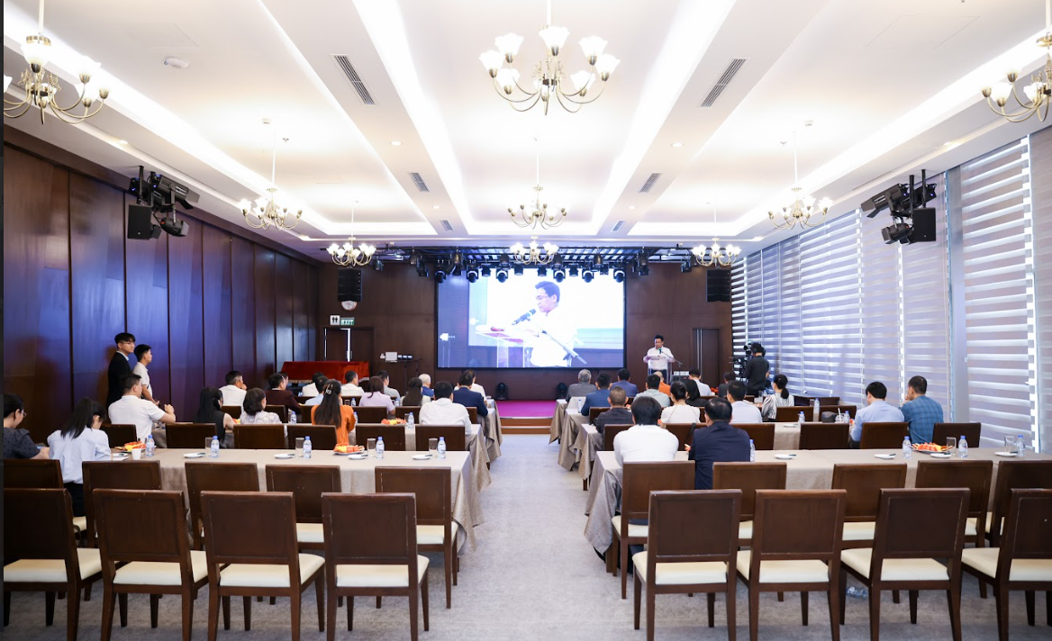 Sức Mạnh Kết Nối: Các Buổi Giao Lưu Đáng Nhớ Của Hội Doanh Nhân Vũ - Võ